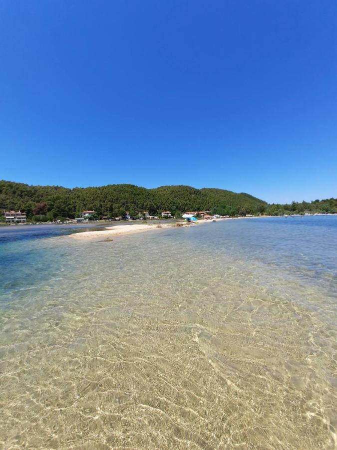 Villa Laguna 보우르보우로우 외부 사진
