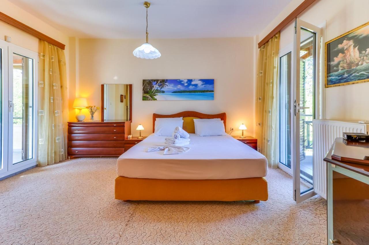 Villa Laguna 보우르보우로우 외부 사진