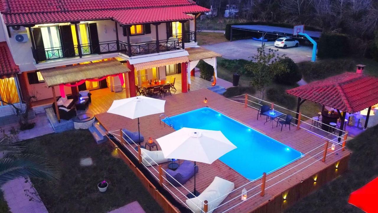 Villa Laguna 보우르보우로우 외부 사진