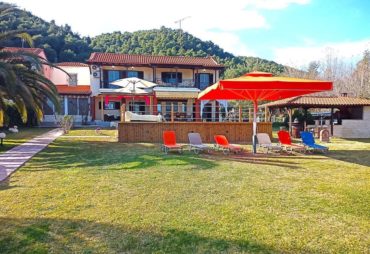 Villa Laguna 보우르보우로우 외부 사진