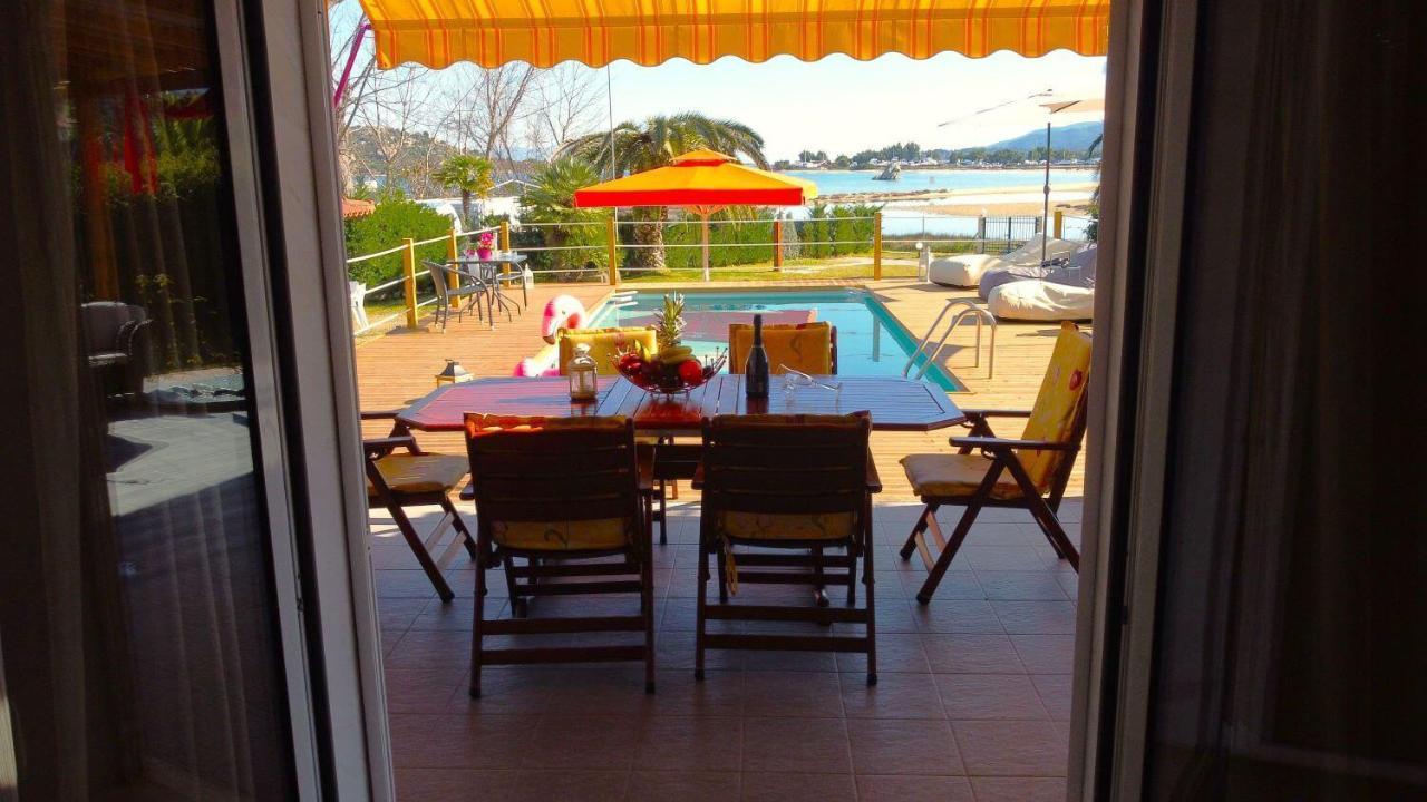 Villa Laguna 보우르보우로우 외부 사진