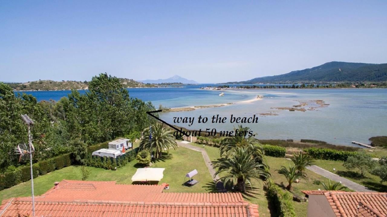 Villa Laguna 보우르보우로우 외부 사진